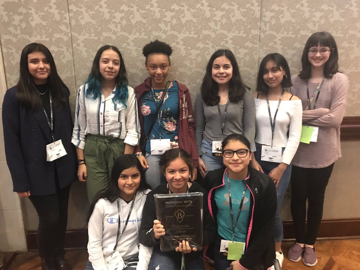 holtmm's tweet photo. Congrats to these very artistic ladies with their 1st place win in 2Dimensional Design and Living Lit #cmsrocks #cmsbeta #betacon19 https://t.co/Dm0FecdWmd
