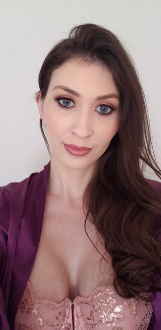 Shooting for @Brazzers today with @KeiranLee https://t.co/BktP14sco4<a class="tags" href="/tag/brazzers">@brazzers</a><a class="tags" href="/tag/keiranlee">@keiranlee</a>