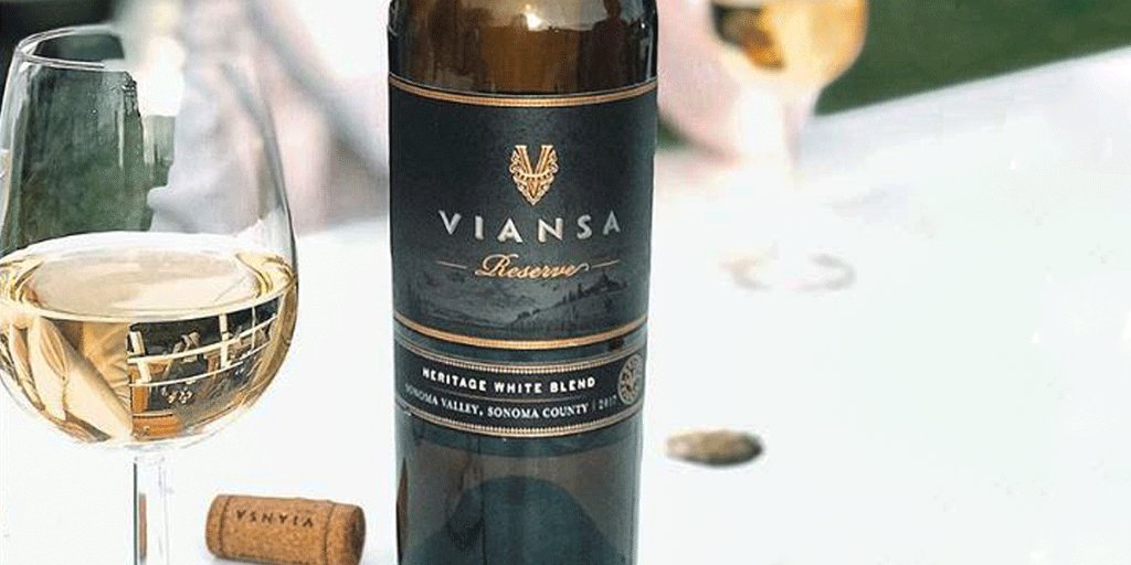 It's easy to fight off those winter blues when you have a glass of our winter whites handy! #whitewinefeelingfine #winetime