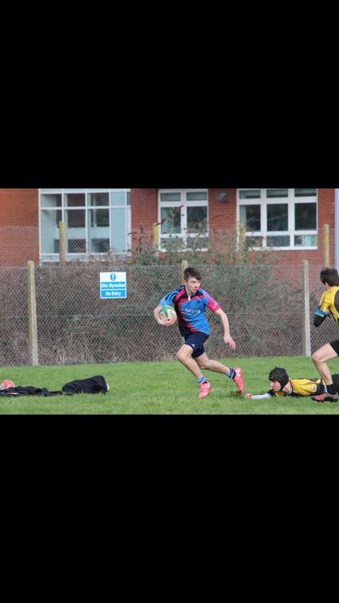 AddGorffPenweddig tweet media