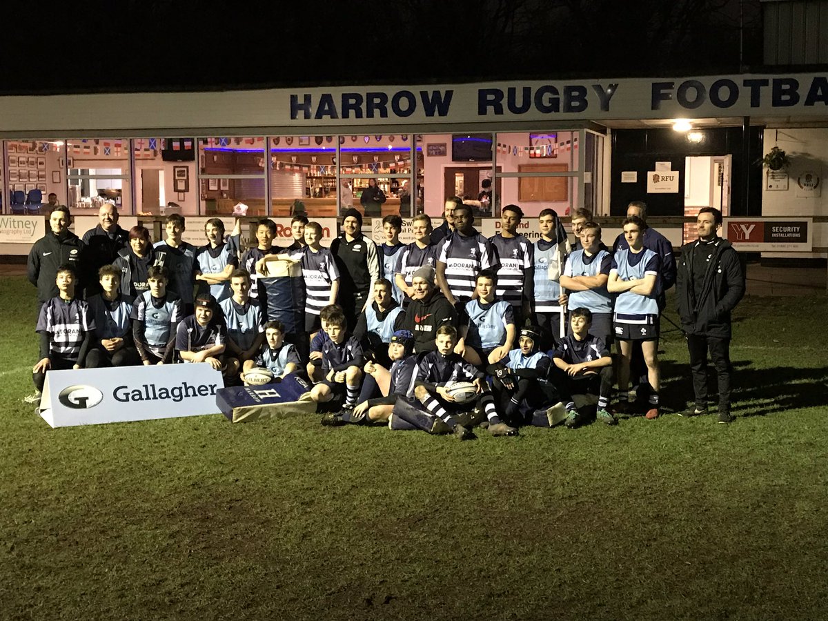 Thank you to <a href="/David_Strettle/">David Strettle</a> <a href="/Alex_goode0/">Alex Goode</a> Schalk Burger for a brilliant <a href="/GallagherUK/">Gallagher UK</a> Train Like a Hero session tonight at @Harrowrugbyclub <a href="/Saracens/">Saracens Rugby Club</a> in the community