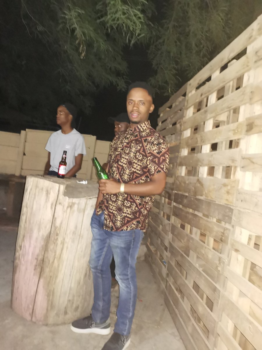West_Tumelo's tweet photo. https://t.co/wayni2py2U