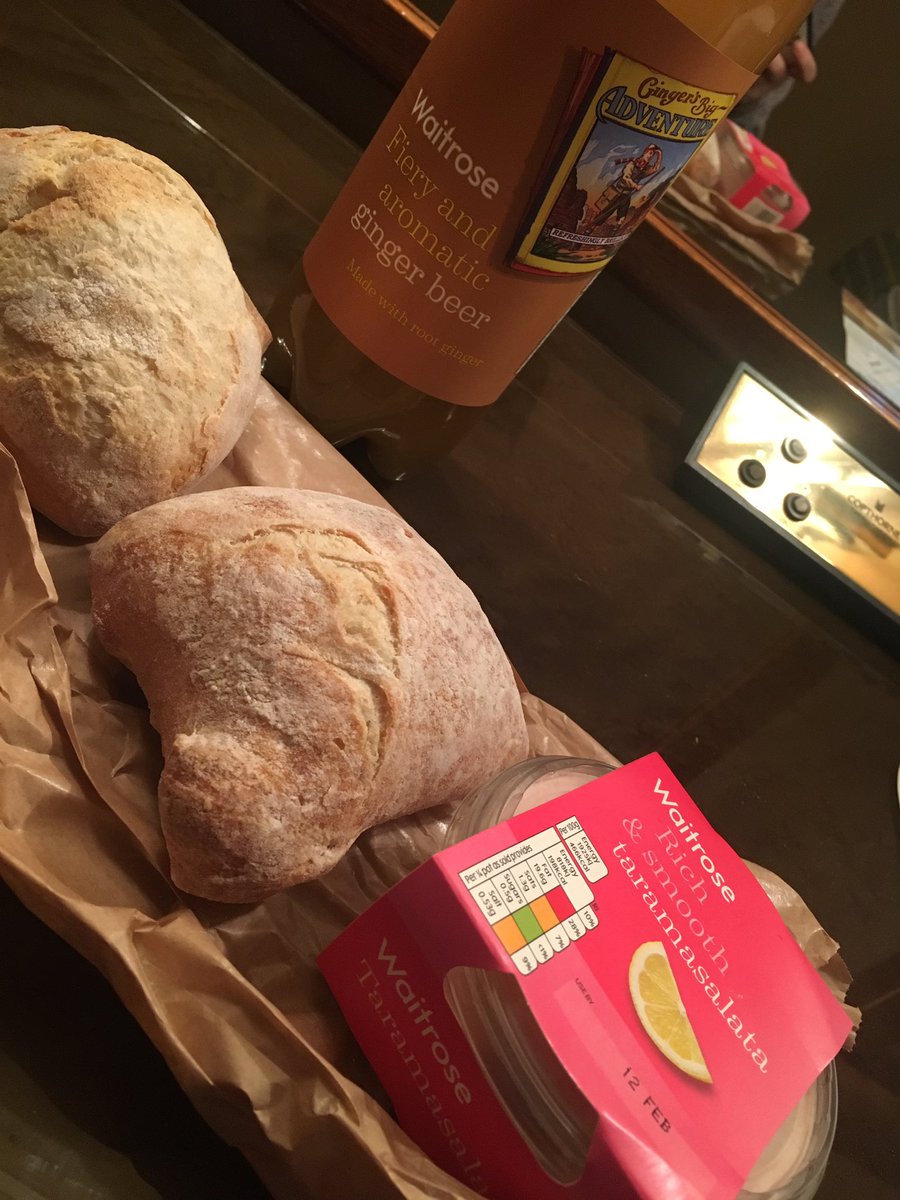 girlandkat's tweet image. Welcome home, me! #DinnerOfChampions #DontTellMeHowToBritish