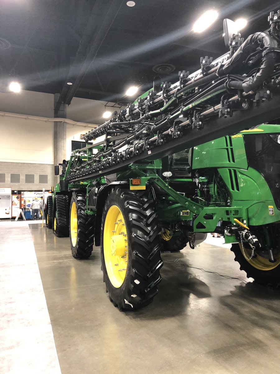 AgriKIND's tweet photo. This isn’t an #AgExpo it’s a who’s got the biggest tractor competition! https://t.co/t0eWqNeVNQ