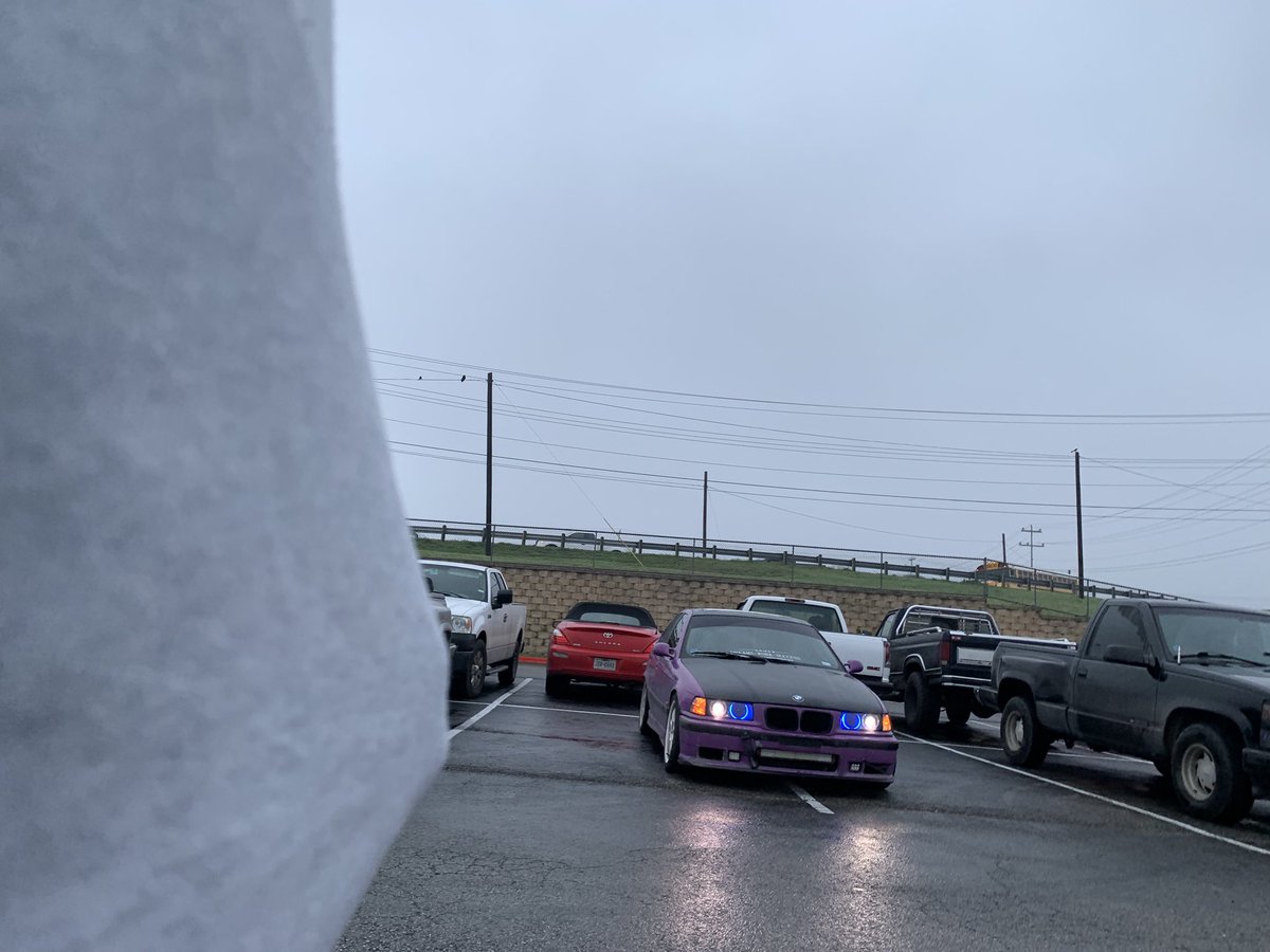 LHoopties tweet picture