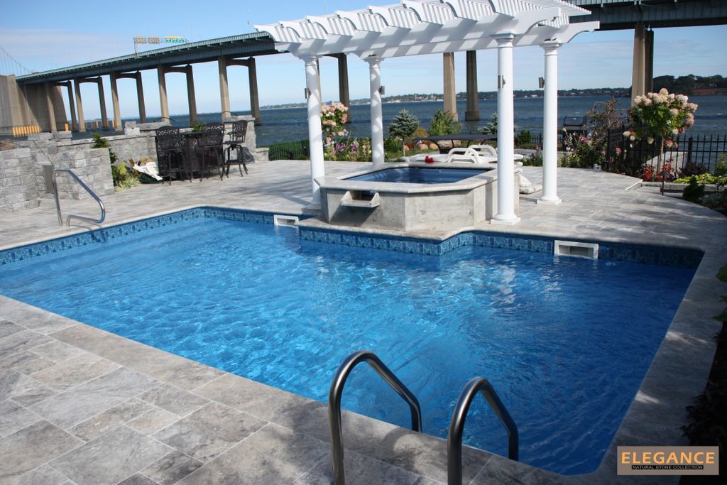 NTpavers's tweet photo. Another example of travertine paver and poolcoping! #silvertravertine #travertinepavers #nttrading #elegancepaver #pooldesign #pooldecorating #decorationideas #exteriordesign #outdoordesign #greatpic https://t.co/FYXJq6qBAx