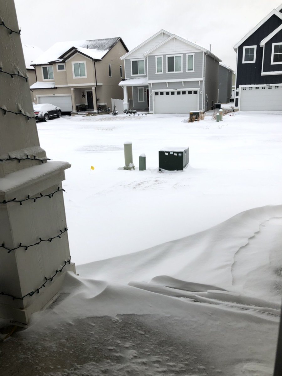 mobile_coach's tweet image. @vincehan and the Mobile Coach team at #ATDTK get warm sun and blue skies in Florida, meanwhile the rest of the team is holding down the fort with snow, wind and cold here in Utah 

#mobilecoach #chatbots #booth703