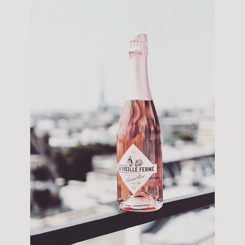 Up for some!? #lavieillefermesparkling #lavieilleferme #wine #sparklingwine #sparklingrosé