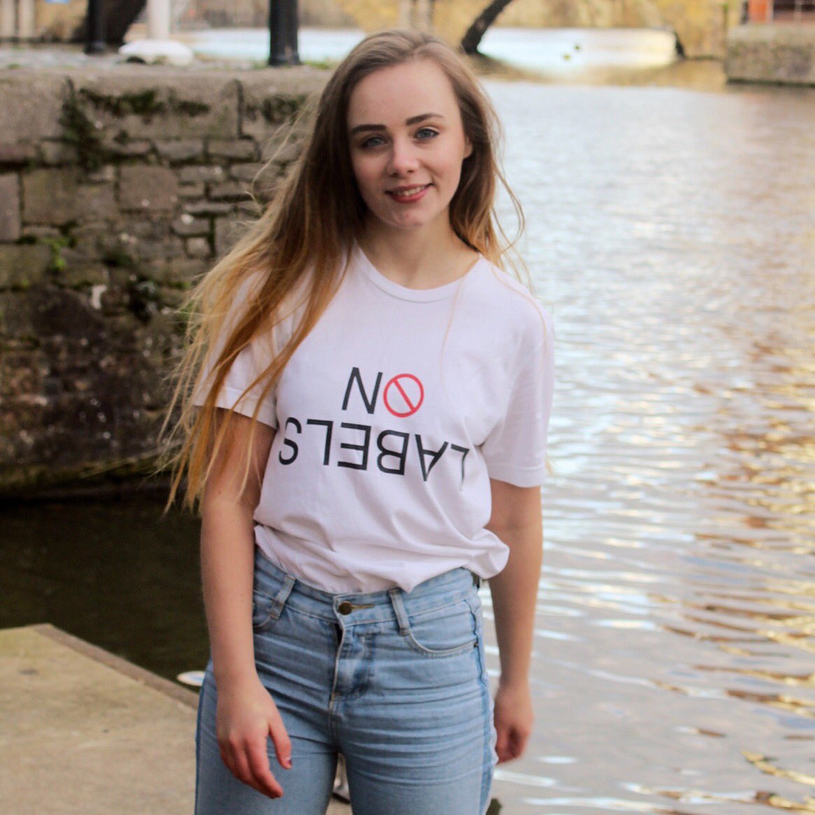 🚫 Let’s say no to labelling people and yes to living in a world without stereotypes 🚫  Get your No Labels T-Shirt - also available in black shop now at MAXTARIQ.com #NoLabels #HumanRights #Fashion