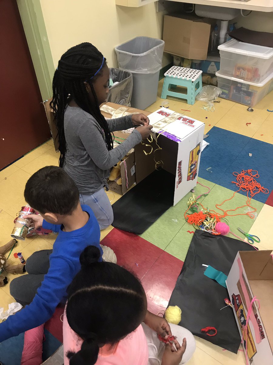 CLECCKoalas's tweet photo. Today is Global School Play Day. Our students are engaged in unstructured play and their creativity is shining through! #GlobalSchoolPlayDay @AppoSchools @DrPep24 https://t.co/z4I8Czdjg2