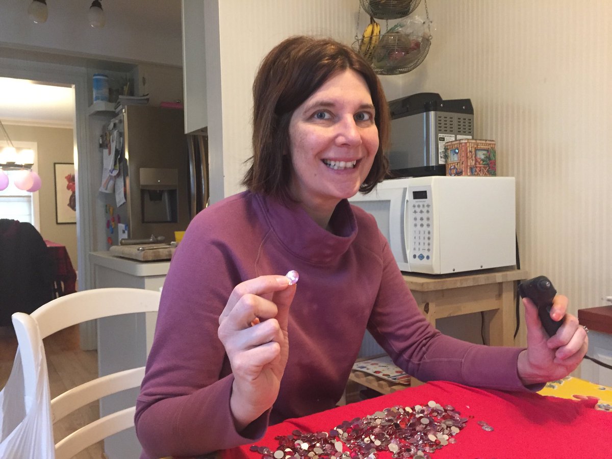 lynn_millward's tweet photo. Getting ready for the 100th Day T-shirt fashion show! #icedaychallenge #millwardchallenge #sayrestrong https://t.co/gKHRHjCuL9