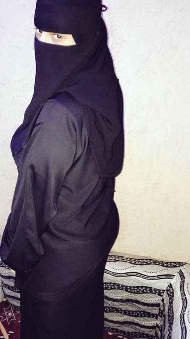 كسي وطيزي

بدي فحل يدخل زبه لكسي
وينيك طيزي 

الجاد يسوي رتيوت ويجي خاص بشروطي