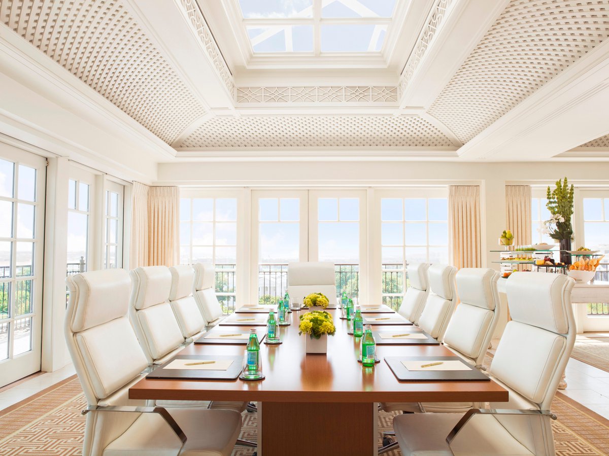 TeneoHG's tweet photo. Congratulations to the Teneo Members that were included on @USNewsTravel 2019 50 Best Hotels in the U.S. list; @TheAmericanClub, @lottenypalace, @kiawahresort, @TheHayAdams, and @FairmontGDM!
#Besthotels #Teneo #Teneomembers https://t.co/jhtdgzbRzO