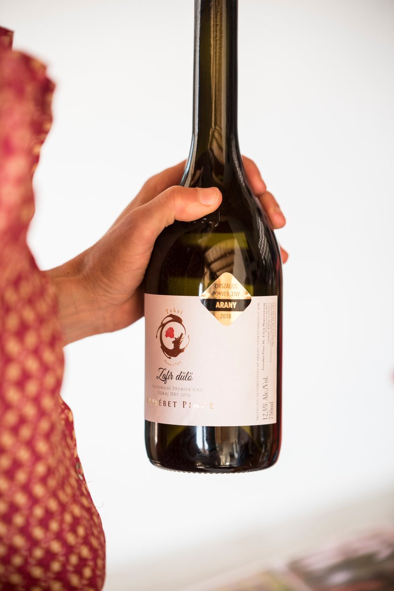 Listen up, #Valentines!
Hungarian dry #Furmint: it’s a wine for #romance...

gayot.com/wines/best-mos…

<a href="/gayotguide/">GAYOT.com</a> <a href="/forkmespoonme/">Amy Reiley</a>