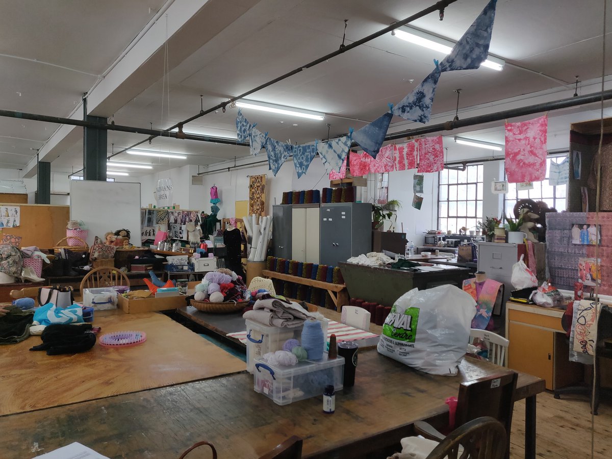 Hey are you aware of this great art, design &amp; manufacturing maker space in Manchester? <a href="/UkCDM/">CDM UK Manchester</a> a hidden gem!! Led by Taslima a fab #socent #changemaker We're in the early stages of planning a joint event in May with <a href="/FlourishCIC/">Flourish Together</a> <a href="/BigHeartSkills/">Big Heart Network</a> - The art of making change