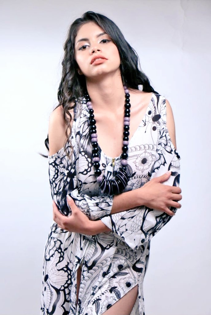 urbanpy's tweet image. Aracely #urbangirl #modelschool #urbanpy