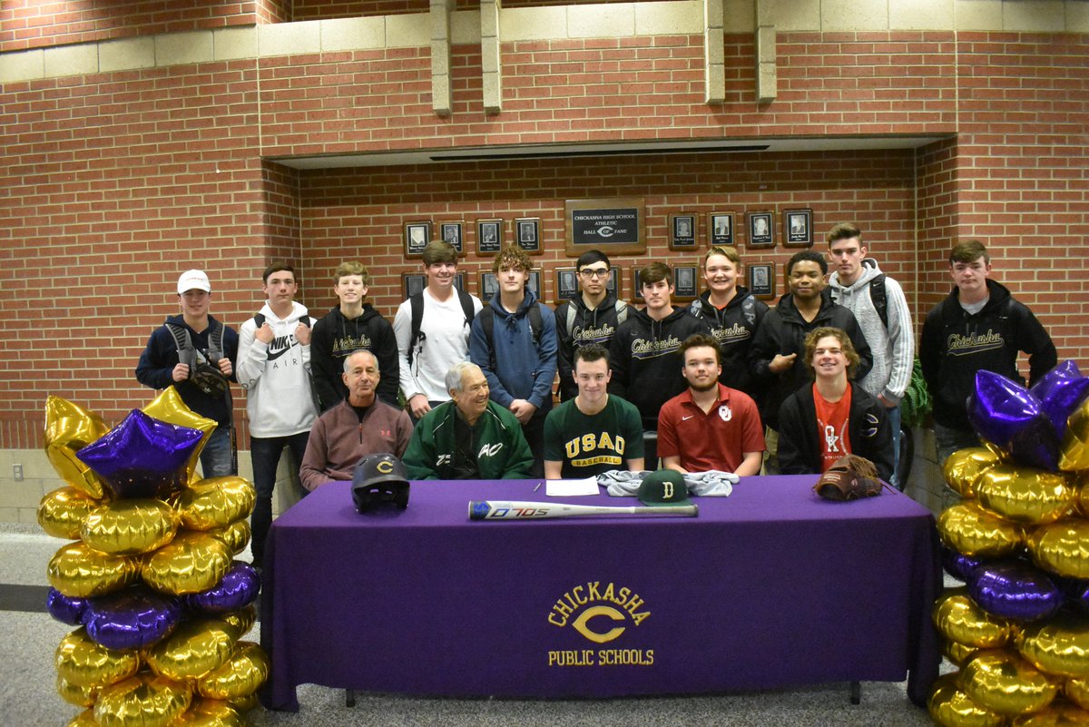 A_Litterell's tweet photo. Chickasha's @CaylebHunter signed to play baseball at USAO today. #okpreps #DroverNation #TeamChickasha https://t.co/B7bEVznHlR