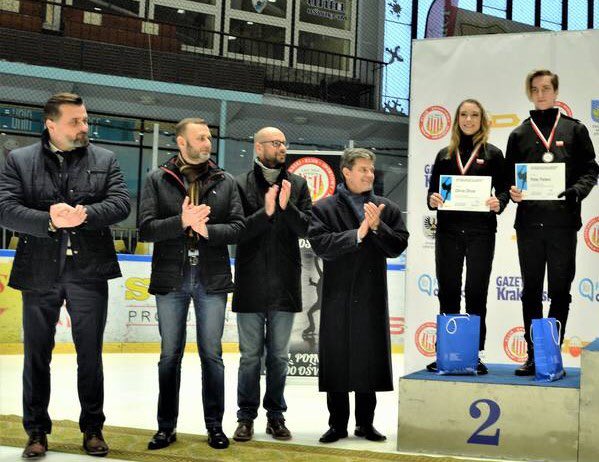 SkateMariposa's tweet photo. Silver medal at Polish Nationals !! #icedance #competition #hardworkpaysoff #Germanynext #BavarianOpen
@MEADonice @mitchislam https://t.co/swAes54H3e