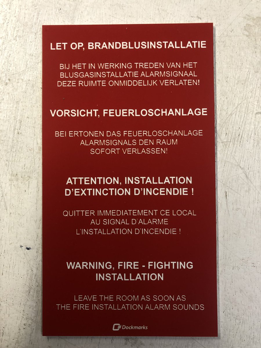 Dockmarks's tweet image. We hebben weer wat zelfklevende #graveerplaatjes gemaakt met onze #laser #graveermachine
#binnenvaart #sign #graveer