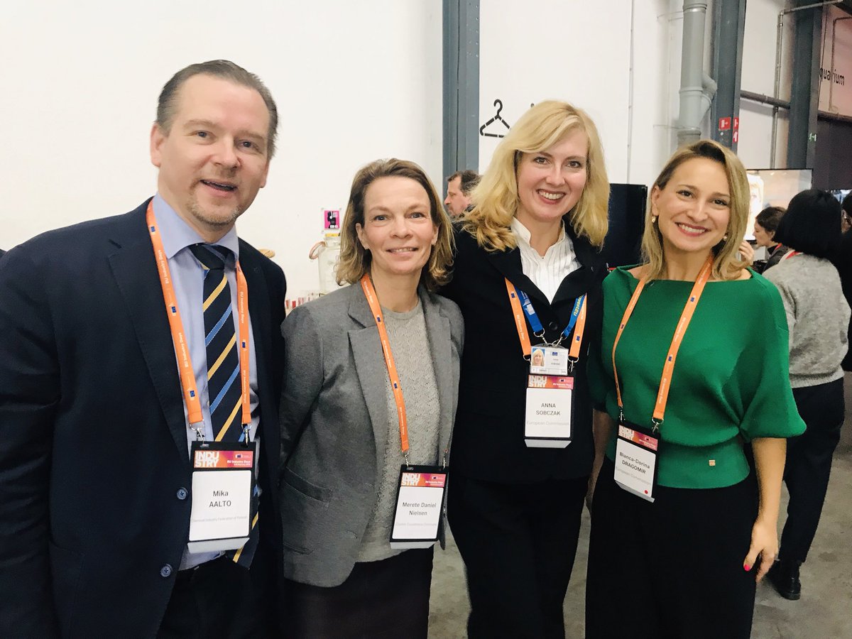 BiancaDragomirD's tweet photo. Perfect wrap up of #EUIndustryDay: Clustering for #clusters and placing #ClustersofChange on the map for agile partnerships. #InvestEU https://t.co/I0r08sQqch