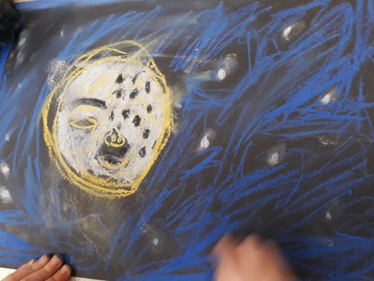 JulieBegen's tweet photo. The man in the moon! Reception this morning.#WhitehallPrimary #primaryart https://t.co/VWPgr8lEMH