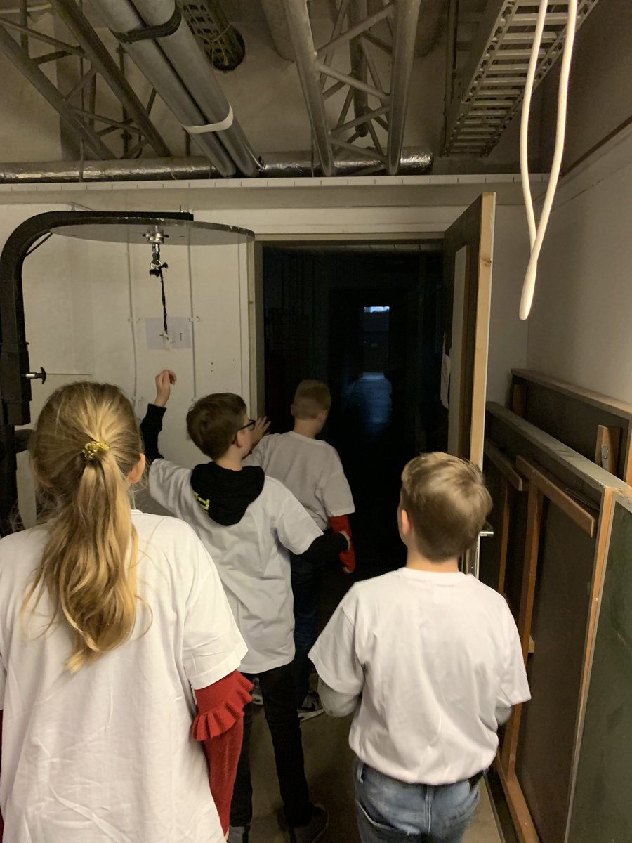 rustylakecom's tweet image. We had a lot of fun hosting Senne’s Rusty Lake birthday party at our office. Amazing how quick these kids were able to solve a scavenger hunt with the Paradox game &amp;amp; movie symbols. We had cool presents for Senne and friends including the first sneak peak of the new game :)#inalab