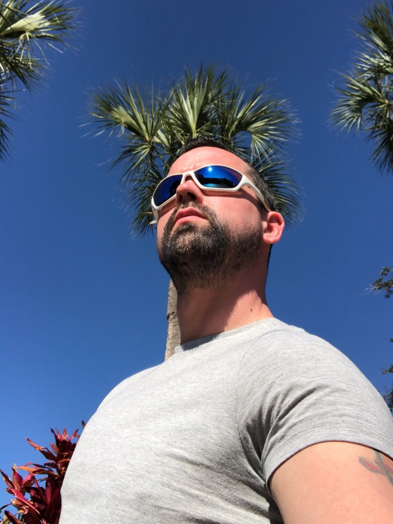 TraderBus's tweet photo. Being on holiday doesnโt stop me from having one eye on the AIM...get in on #SNT and #ORCP both have huge potential in the short and long term!
#sharetrader #LSE #LondonStockExchange #stocks #shares #trader #AIM #holidays #Orlando #disneyworld #America #family #familyfirst https://t.co/KXZrMSk381
