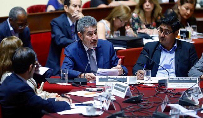 #MinisterioDeCultura ratifica compromiso en defensa del #patrimonio histórico
bit.ly/2Se4Pd5