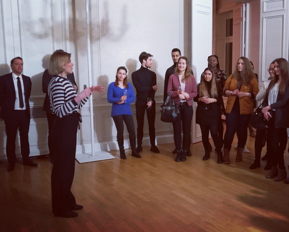 MaelleRedor's tweet photo. Magnifique conclusion à l'International Workshop de #OpenHR ✨
@LaBiosthetique nous accueille dans leurs splendides locaux 😍
Merci à tous les étudiants de @hs_pforzheim de nous avoir accompagné durant cette phase d'accélération du processus d'idéation 💡 https://t.co/Aa1wU6ApAJ