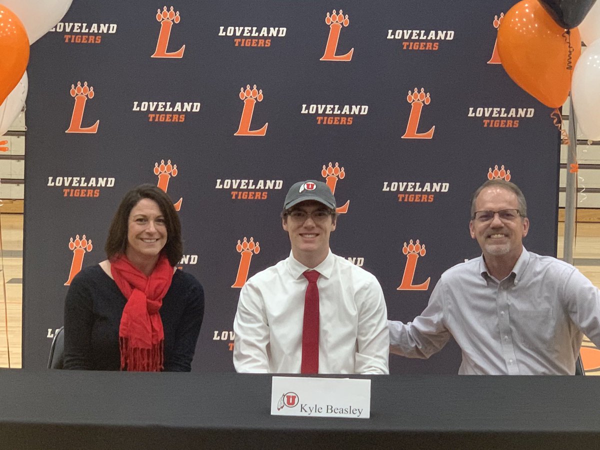 Loveland is excited and proud of our Seniors signing their NLI this afternoon!  Tiger Nation is a better place because of YOU! J.T. Popp, Dakota Blum, Natron Webster, Kyle Beasley-THANK YOU! #TigerNation #TigerProud