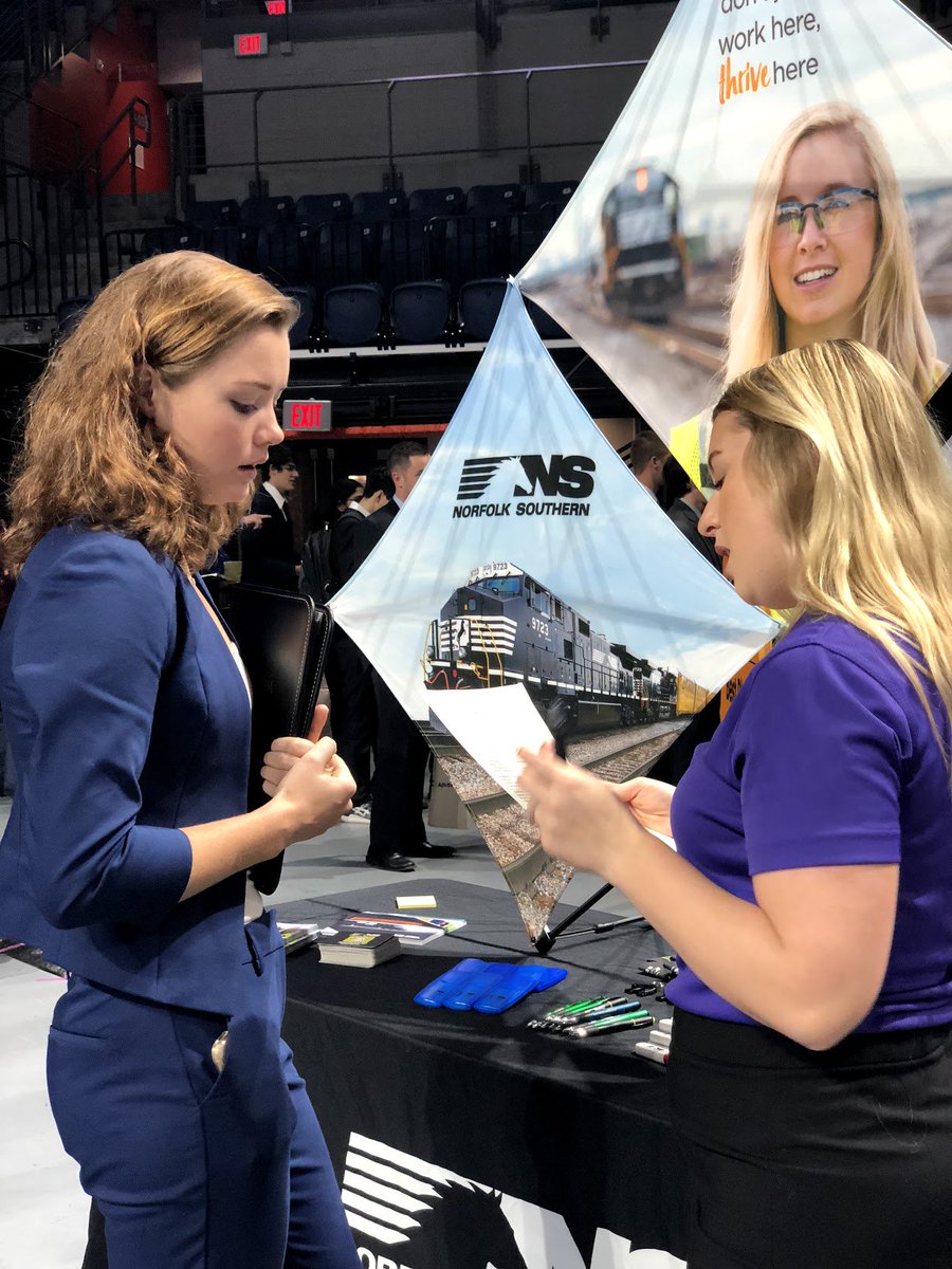 UFCareerCenter's tweet photo. Stop by the @OConnellCTR between 9 and 3 p.m. today to talk to @nscorp at Career Showcase! Learn more about their available opportunities. #ShowcaseYou https://t.co/RUEJqZhxwz