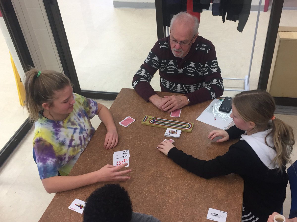 JoanneCol's tweet photo. CSM Gr6 Cribbage Tournament final ⁦@CSMhs4⁩ @h https://t.co/l52LH3mfHQ