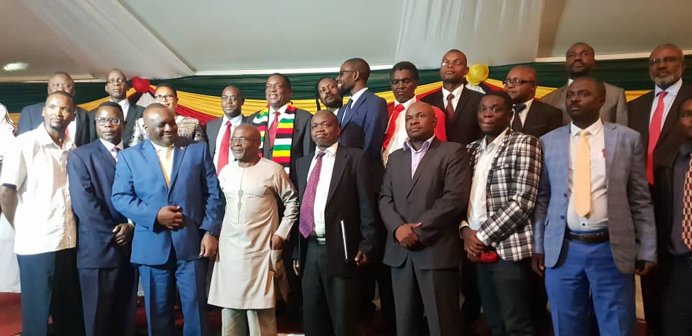 edmnangagwa's tweet photo. Today we began a national dialogue, the fulfilment of my pledge to engage &amp; consult all Presidential aspirants on ways to move Zimbabwe forward. Let us all put dialogue over conflict, and collaboration over confrontation. Individually we are a drop, together we are a mighty ocean https://t.co/TdIrtRYnve
