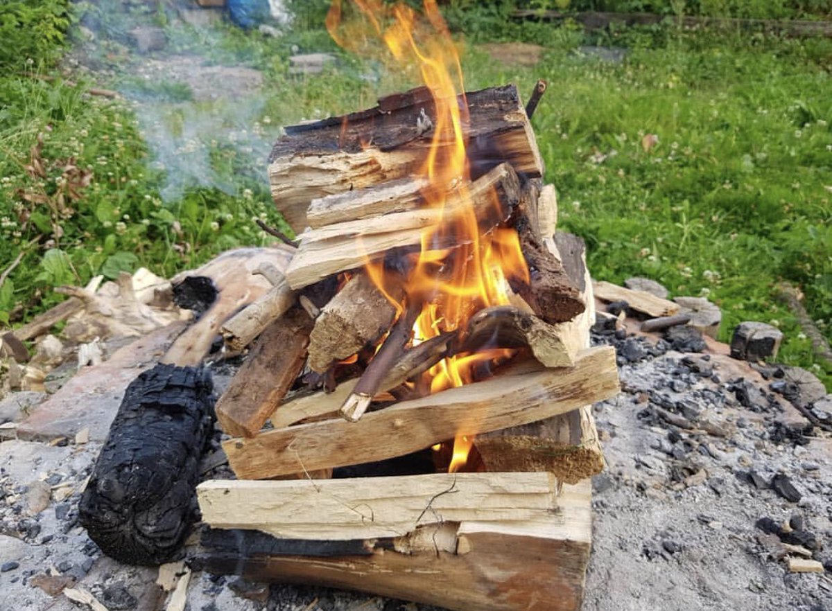 Now that’s how you light a fire 

#firedragonfuel #fireplace #firepit #fire #fires #flame #burningman #burn #flames🔥 #fire🔥 #fireball #fireside