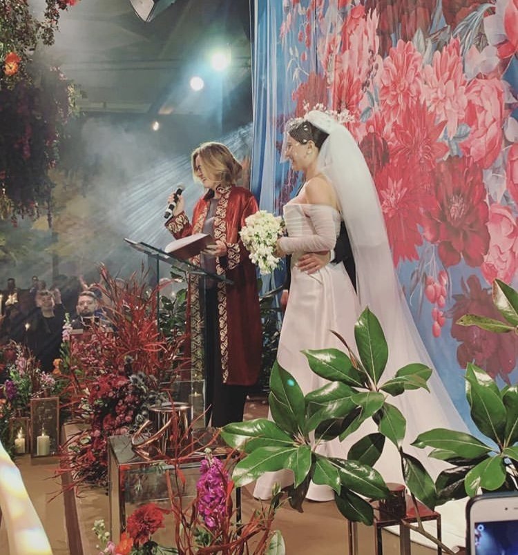 thequeenHazalK's tweet photo. 😍❣ #HazalAliWedding #Hazalkaya https://t.co/Pv5j8o1YM7