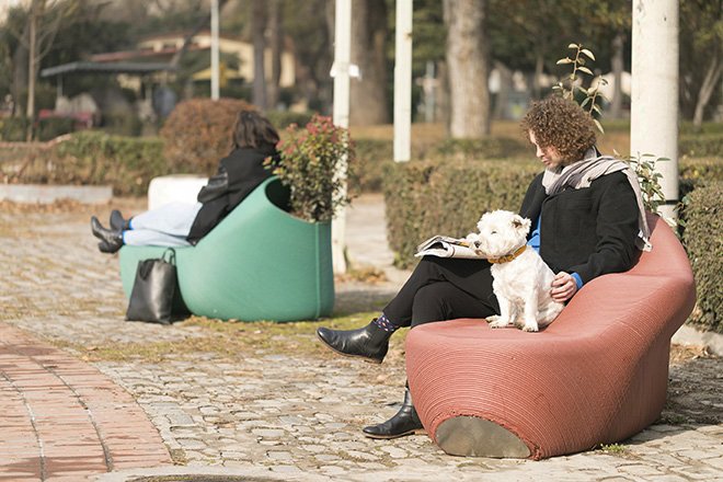 The New Raw - Print Your City, #THESSALONIKI - This project explores the possibility of using the city’s #plastic #waste in order to build public space with robotic #3D printing and citizen’s involvement. #3dprinting #printyourcity - bit.ly/2UJ4Qm4