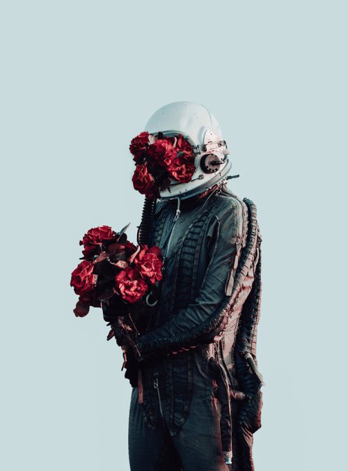 jatustein's tweet photo. It’s Bigger Than Us, David Schermann
Vienna-based artist and photographer David Schermann explores concepts of existence, space, and love in his ongoing series It’s Bigger Than Us.
#DavidSchermann #Viennabased #artist #photography #visualartist https://t.co/HSobgnShvh