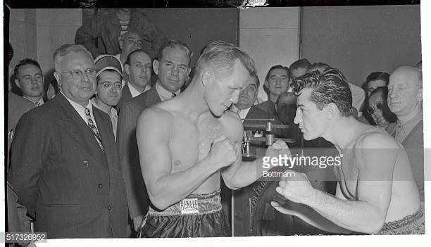 CraigHoukBoxing's tweet image. He is one of the ALL TIME GREATS @BoxerZale  now in Indiana Boxing Hall of Fame  @BOXINGHALLOFAME  @BoxingHall  @BoxingHistory  GaryIndiana.com @indsportstalk  @Pacers  @Colts @IndyStarSports  @indystar  @indyhsscores  @indysportsdaily  @ring10ny  @BestInBoxing .