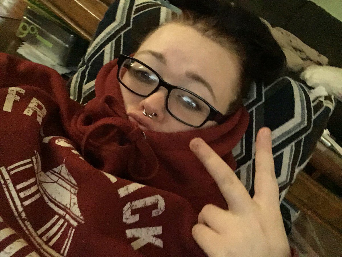 ilikechips14's tweet image. Do you ever feel like @emmachamberlain because I do right now 😂😂