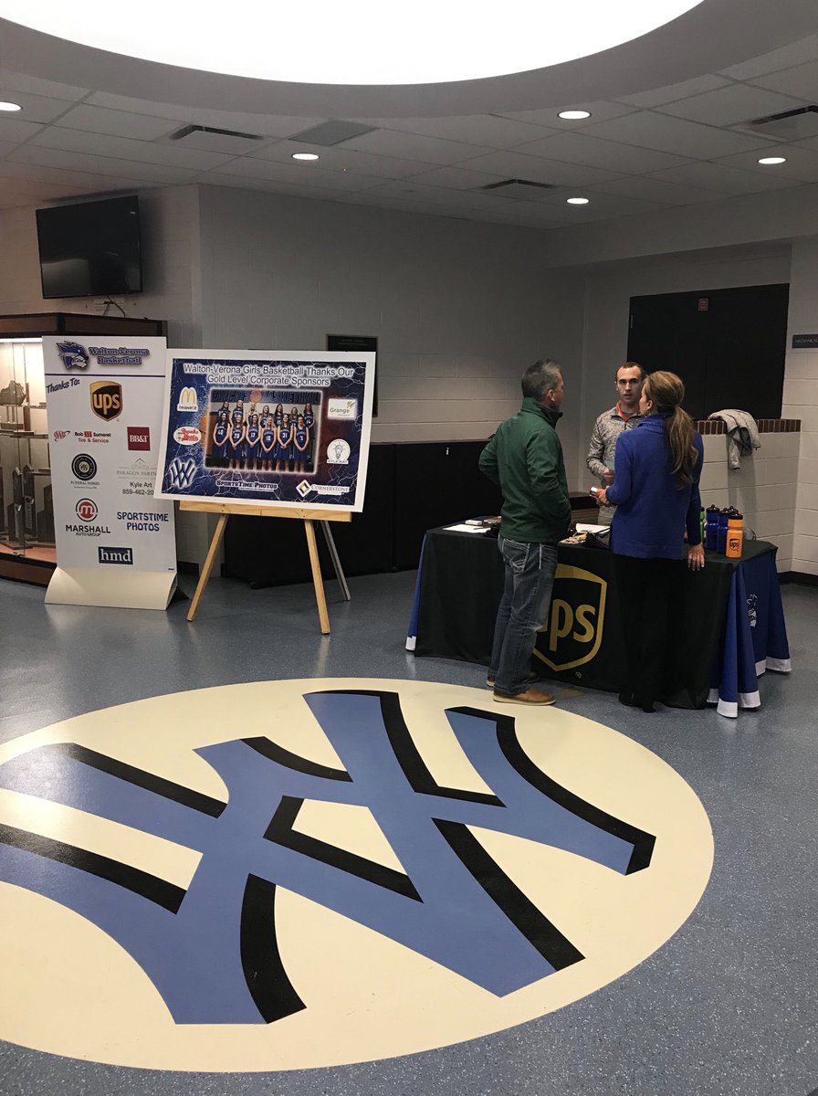 HR Supervisor, Ricky Carter and HR Recruiter, Stefan Pendergrass sharing the UPS story to students and parents at the Walton-Verona H.S. Basketball game last night. ⁦<a href="/OhioValUPSers/">Ohio Valley UPSers</a>⁩