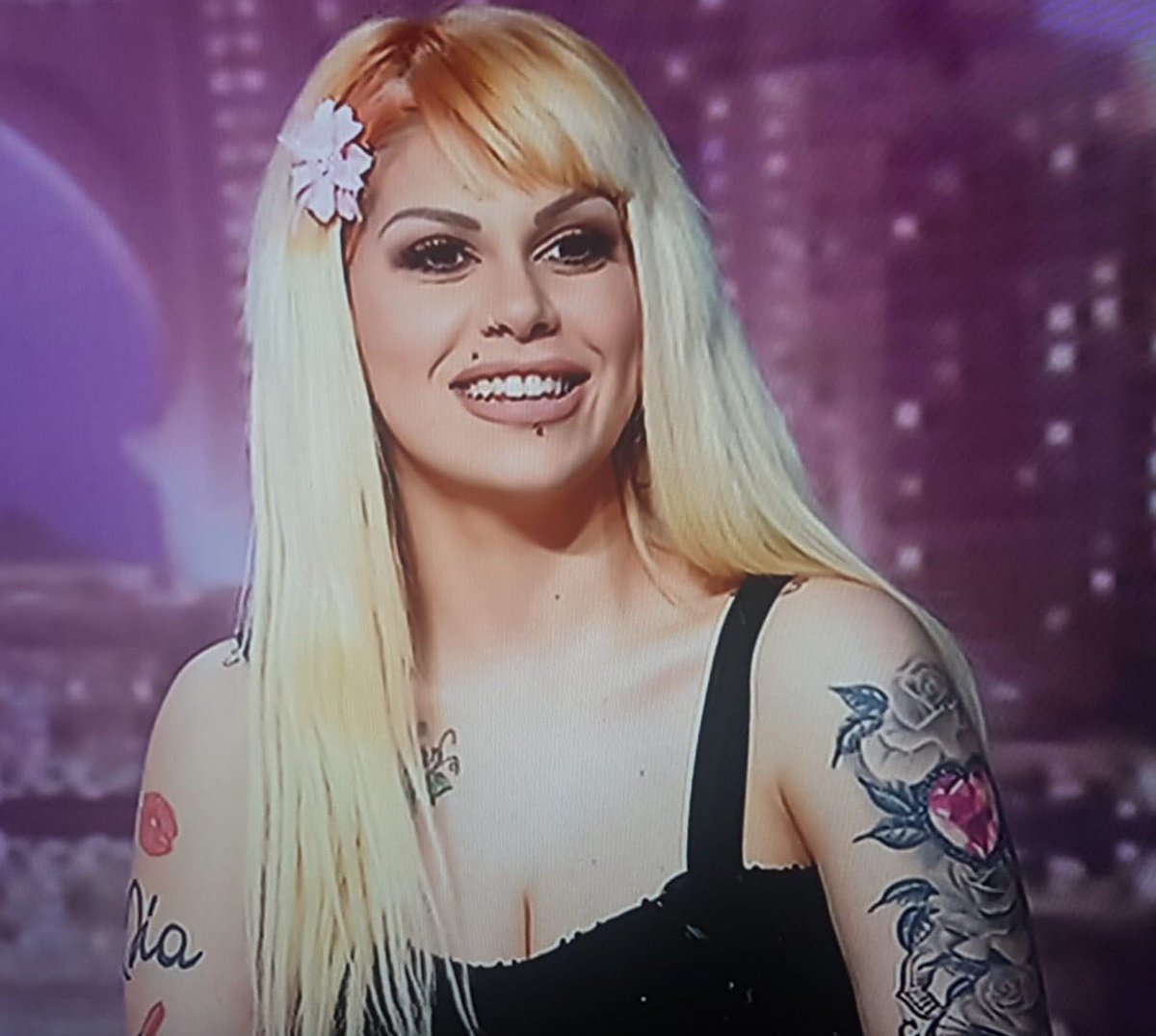 MiaCellini91's tweet photo. #Pomeriggio5 #canale5 #barbaradurso https://t.co/n4j8ZR0FDB