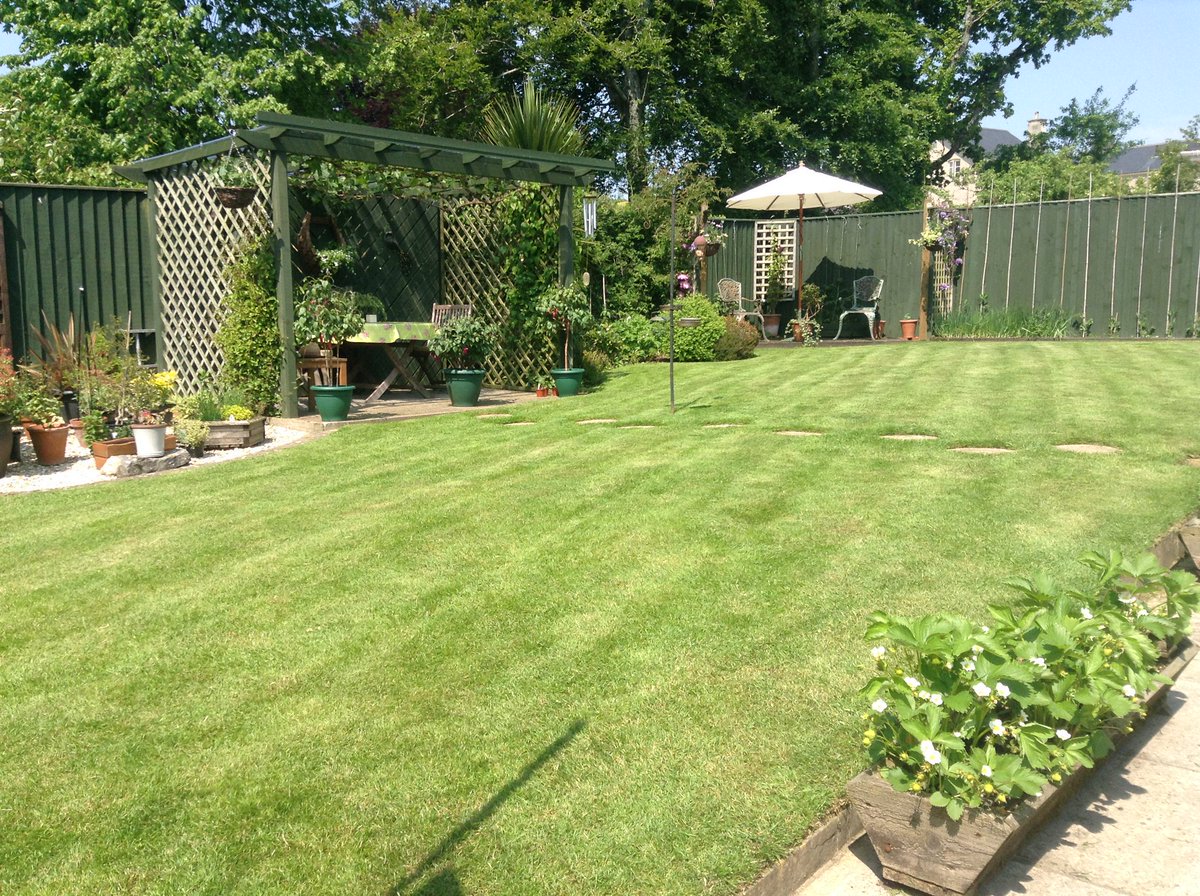 Looking to sell a #property this year &amp; need the #garden working on to help “stage” your property? then get in touch. #Tetbury #Cotswolds