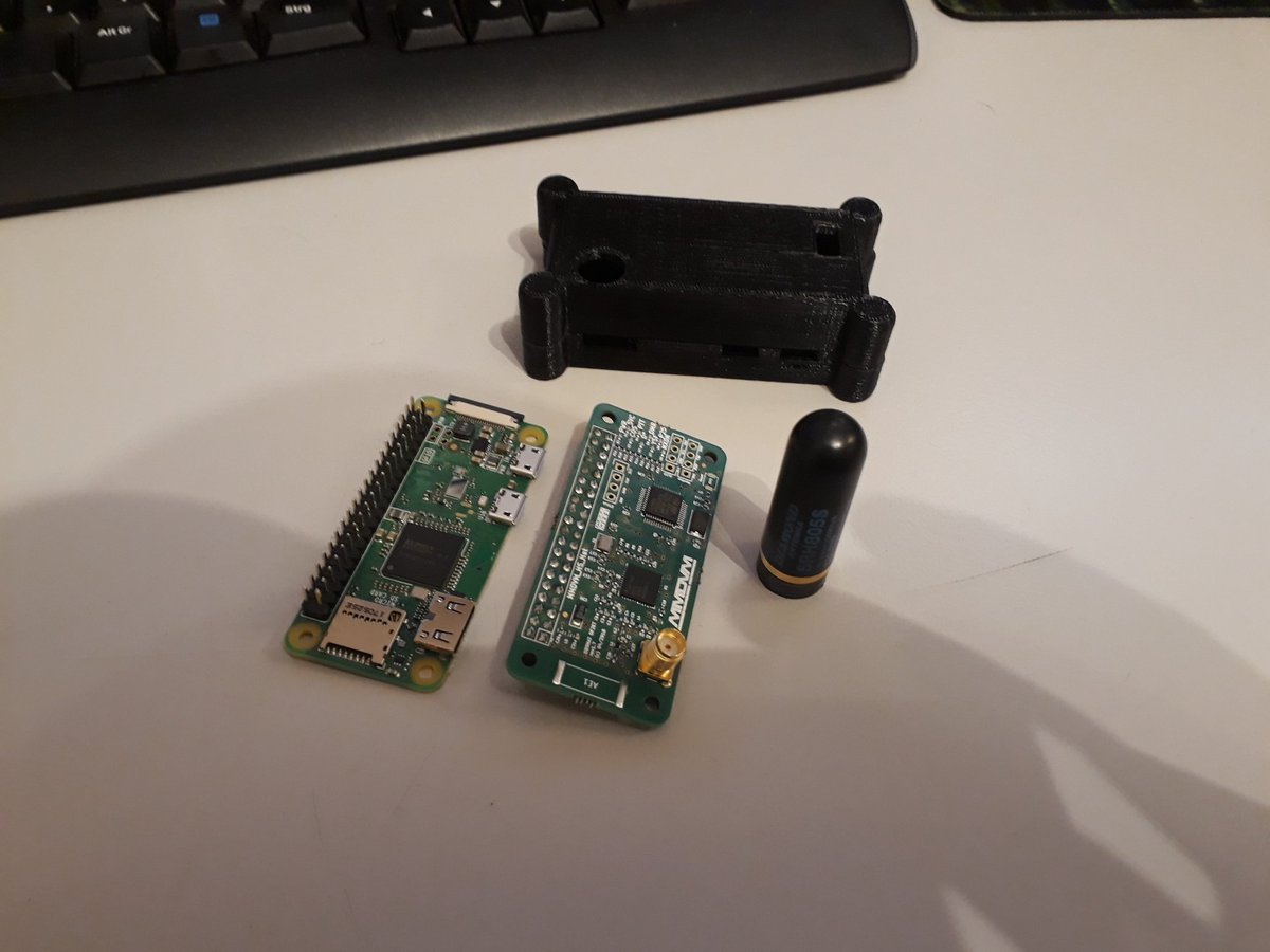 DL7GT's tweet photo. New MMDVM_HS_HAT and Raspberry Pi ZeroW arrived today from @Funk24net
Configurate for DMR (BM)
I think DO6PI @DerHoerni will be happy with the new Toy .
#MMDVM_HS #mmdvm_hs_hat #PiStar #mmdvm #dmr #noChineseFake https://t.co/Je3TgglHOf