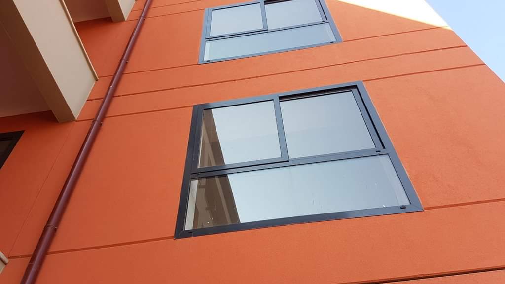EriStarukMedia's tweet photo. #Eritrea #Asmara #HousingProject building 930 apartments, 832 houses and 192 shops in three sites ( #Sembel, #Space & #Halibet) is progressing steadily this year to alleviate some of the housing demand. https://t.co/CW6mUgTbeU