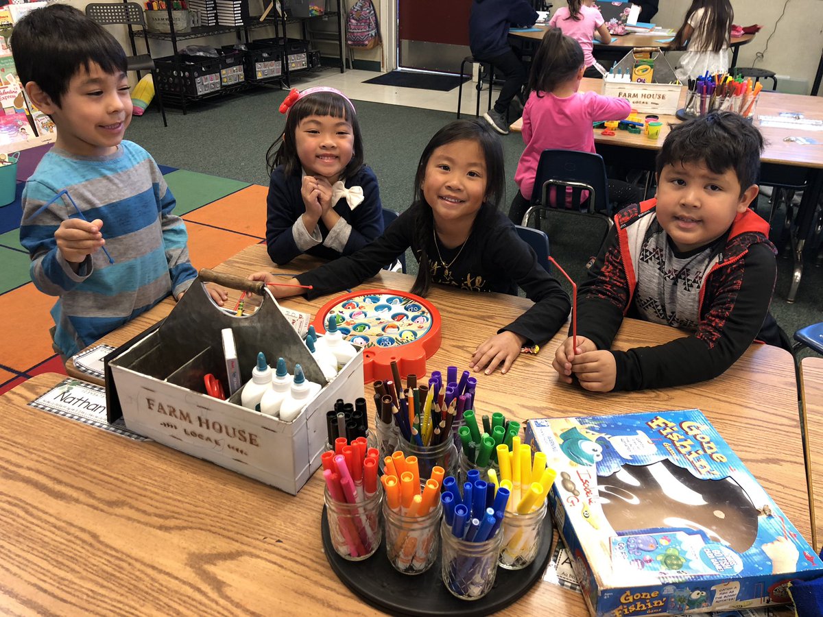 MrsDuchsherer's tweet photo. Global Play Day is a hit! #GSDP2019 #FSDLearns https://t.co/cFQAhYbt8C