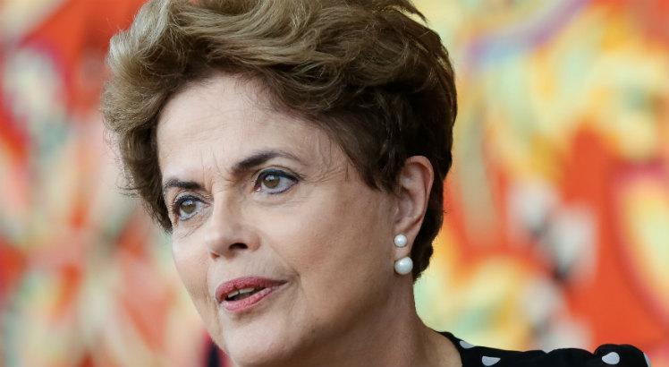 foIha_sp's tweet image. "Como que o Lula vai ser preso de novo se ele já ta preso?", questiona Dilma
bit.ly/2ztU1er