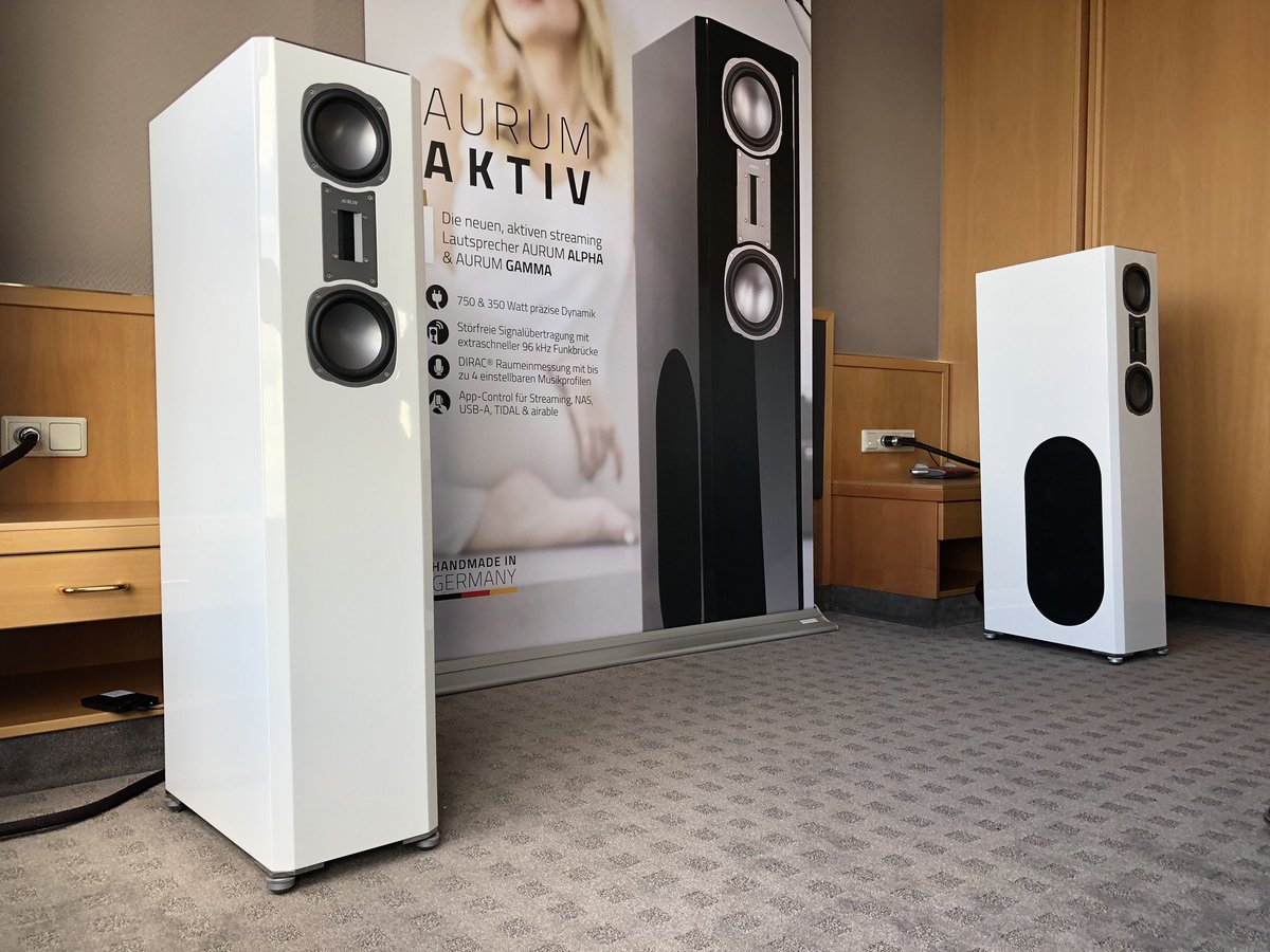 litemagazin's tweet photo. This are not just speakers. This are fully packed Highend-hifi-setups with streaming- and hires-capability and DIRAC room correction: Quadral Aurum Gamma, spotted at Norddeutsche Hifi-Tage in Hamburg.
#ndht #ndht2019 #norddeutscheht #litemagazin https://t.co/ZatN63oTuF