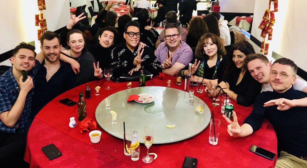 harriet_thorpe's tweet photo. The most wonderful happy night thank you @therealgokwan although I am now a #HumanDumpling ๐
KUNG HAY FAT CHOY
#happychinesenewyear #chinatown #london #soho @BunnyGalore @semadivad @eoinmallon #PeteGarrett @joshualukesharmp @_GeorgiaBelle @_Matt_Davidson @andreama_ https://t.co/hlKd3Ry2qm