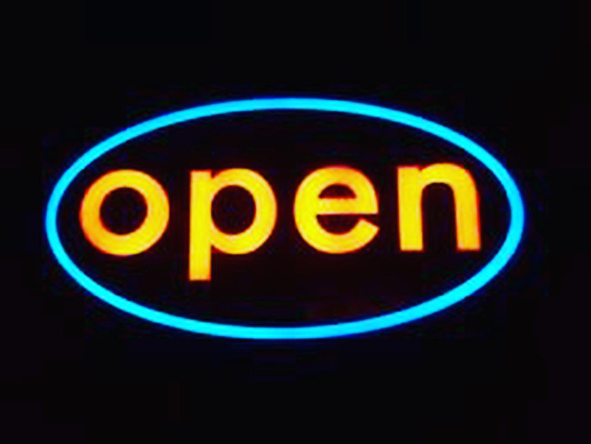 Normal business hours from 1-6 pm at the #woodinville Hollywood tasting room. Time to get out of the house and come taste with us! #wawine #sparkmancellars #woodinvillewinecountry