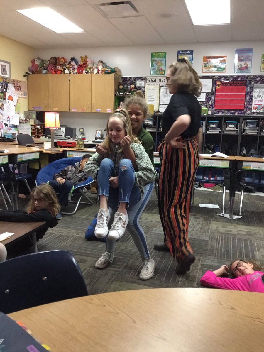 lorabishop19's tweet photo. For today’s  activity we did Andy’s coming there is one leader the leader counts to ten once they get to 10 they say “Andy’s coming” everybody has to strike a pose and if the leader sees the person moving their out! 😄 https://t.co/GqqxcVX6Cc